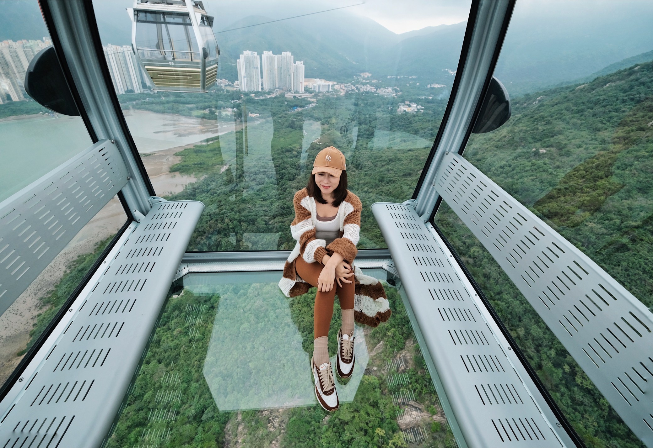 [LIMITED TIME ONLY!] Ngong Ping 360 Crystal+ with FREE HKD$25 Starbucks Voucher - Photo 1 of 10